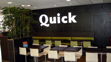 Quick Hamburger Restaurant inside