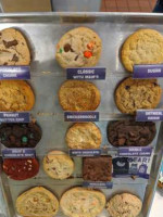 Insomnia Cookies food