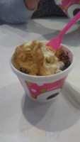 Sweet Frog Quincy food