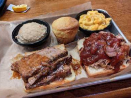 Famous Daves food