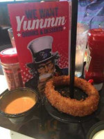 Red Robin Gourmet Burgers And Brews food