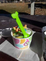 Yogurtland food