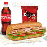 Subway Of South Fulton food