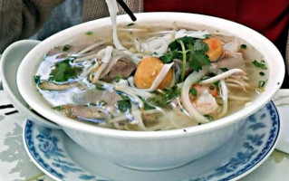 Pho Ha Noi food