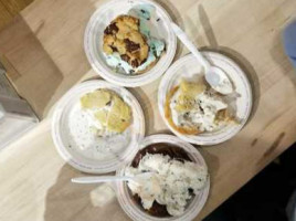 Insomnia Cookies food