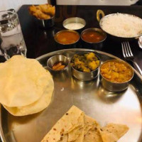 Adyar Ananda Bhavan food