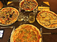 Pizzeria La Ginestra food