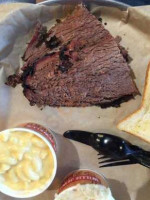 Willie Jewell's Old School -b-q food