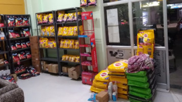 The Dogs Pet Food Shop inside