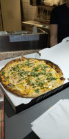 Titou Pizza food