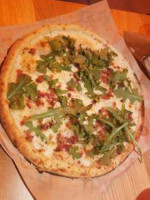 Blaze Pizza food