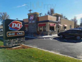 Dairy Queen Grill Chill inside