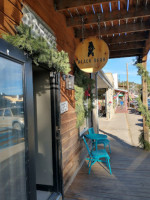 Black Bear Coffee Shop outside