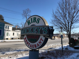 Mickey's Gyros inside