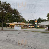 Sonic Drive-in outside