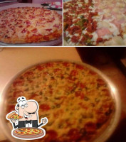 Pizza Arias food