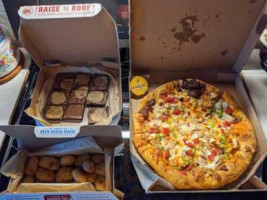 Domino's Pizza food