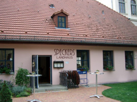 Speckers Landhaus outside