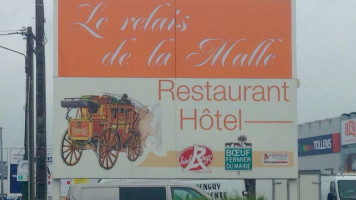 Le Relais De La Malle outside