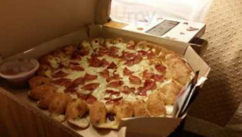 Pizza Hut food