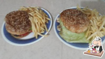 Hamburguesas Villa food