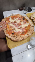 L'antica Pizzeria Da Michele food