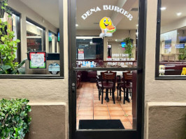 Dena Burgers inside