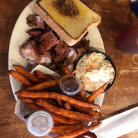 Rick's Smokehouse Grill food