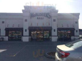 Mcalister's Deli outside