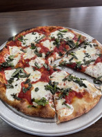 Pizza Ricca Hollywood food