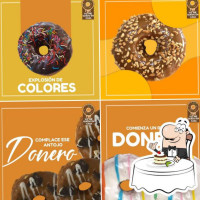 Donas&cafe food