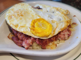 Red Apple Pancake House food