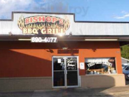 Bishop's Bbq Grill outside