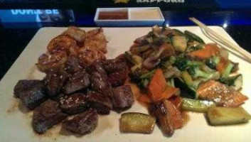 Mizu Japanese Steakhouse food