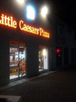 Little Caesars Temixco inside