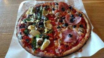 Blaze Pizza food