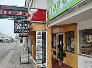 Mikie Kebab Pizza Shop outside