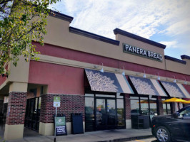 Panera Bread outside