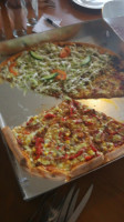 Almind Pizza Grill food