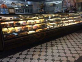 Edgar's Olde Style Bakery. food