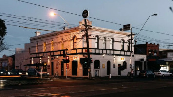 The Empress Hotel outside