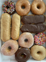 Foster's Donuts food