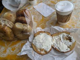 Barton's Bagels food