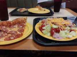 Cicis Pizza food