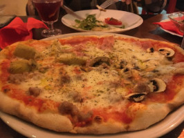 Pizzeria La Come Dia food