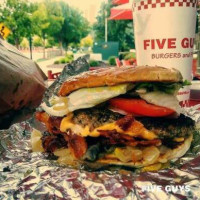 Five Guys Restaurant food