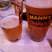 Manny's Original Chop House food