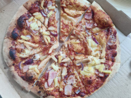 Domino’s food