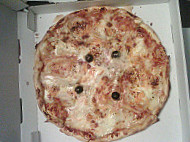 Sergio Pizza food