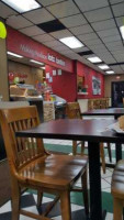 Schlotzsky's inside